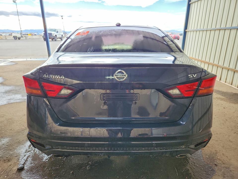 2019 Niss Altima 2.5
