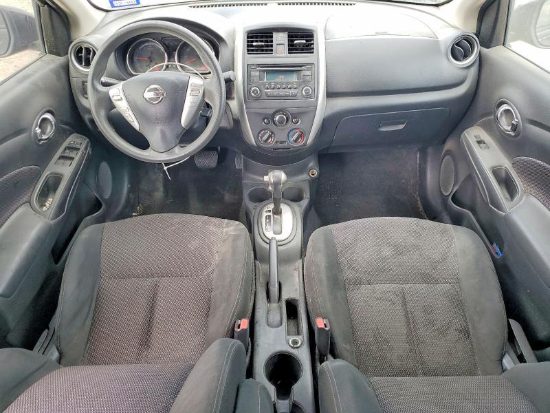 2018 Nissan Versa sv