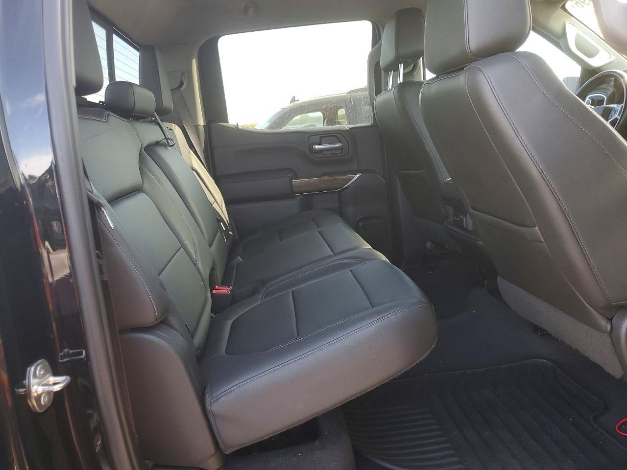 2019 Chevrolet Silverado K1500 RST