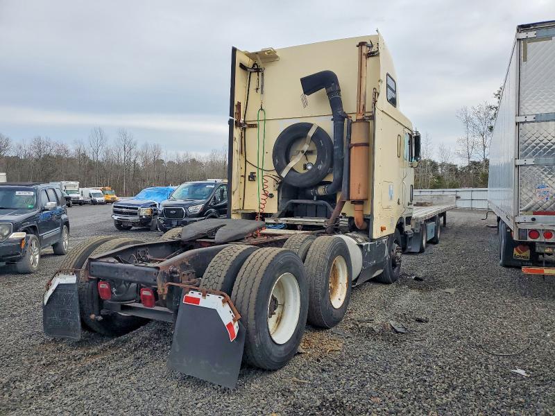 1997 International 9800 Semi Truck