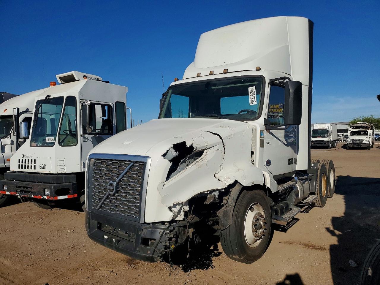 2022 Volv O VNL Semi Truck