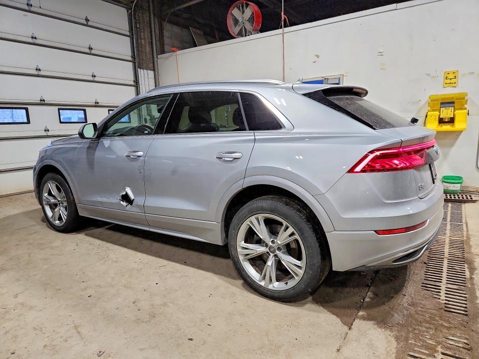 2020 Audi Q8 Premium
