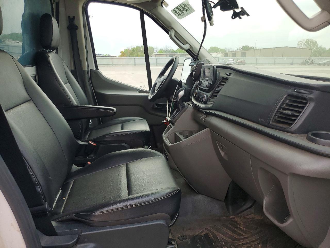 2023 Ford Transit Delivery Truck