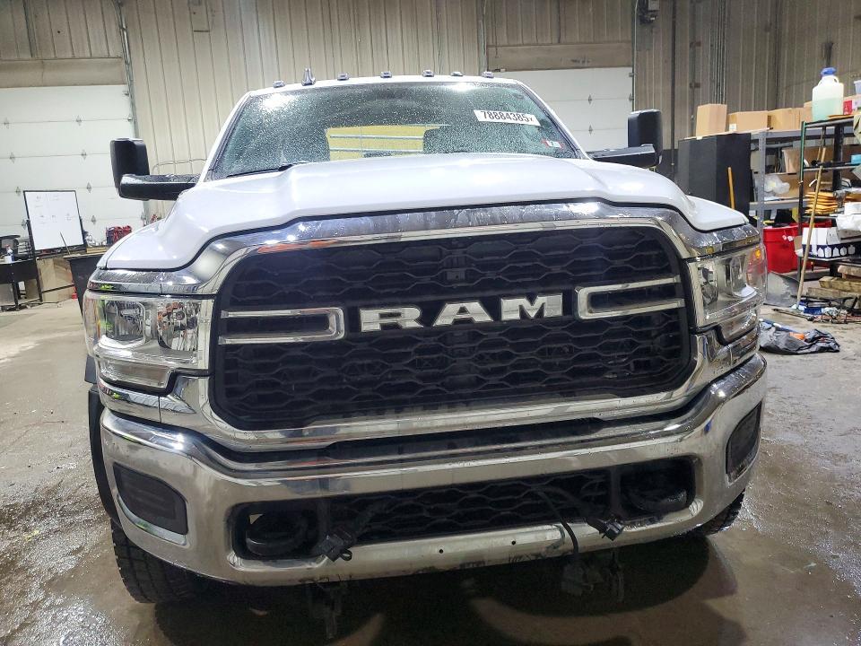 2021 Dodge Ram 5500 Flatbed Truck