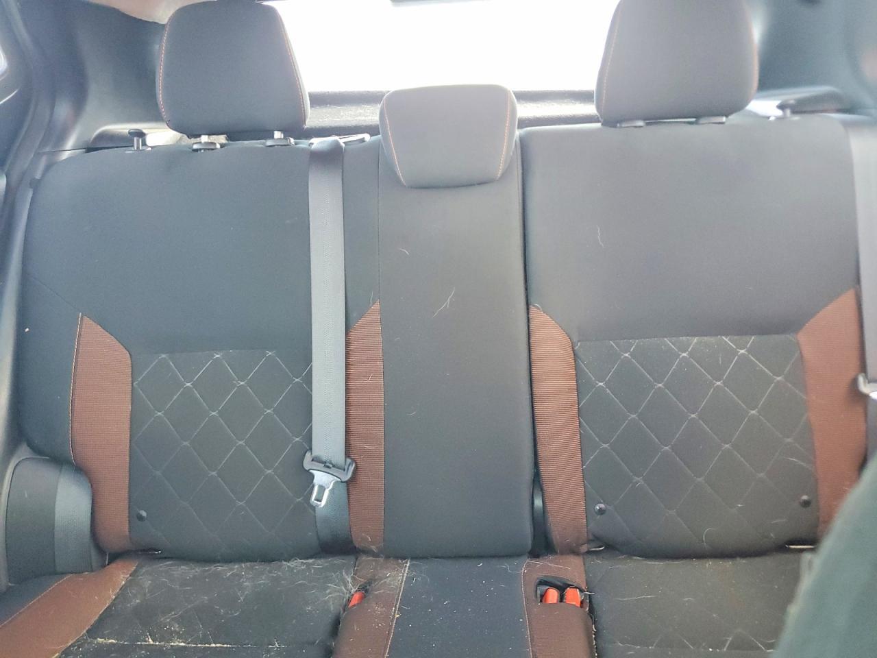 2018 Nissan Kicks sr