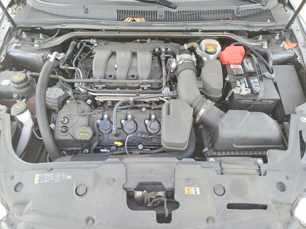 2017 Ford Taurus se