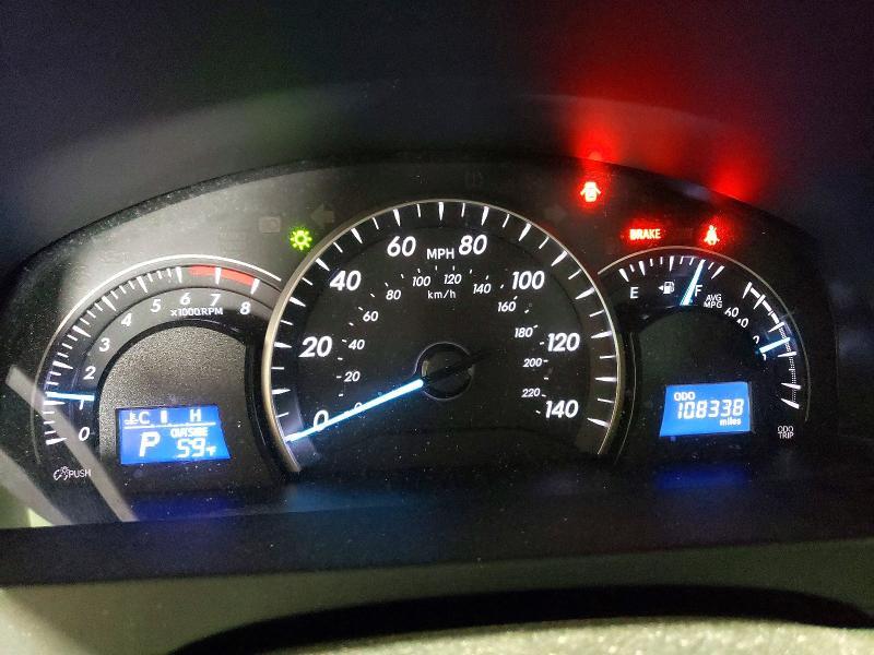 2014 Toyota Camry le