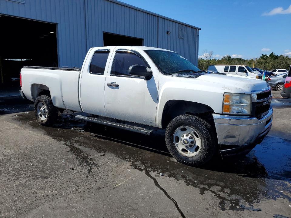 2011 Chevrolet Silverado C2500 Heavy Duty