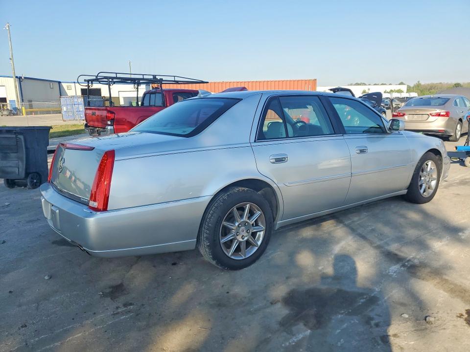 2010 Cadillac Dts Luxury Collection