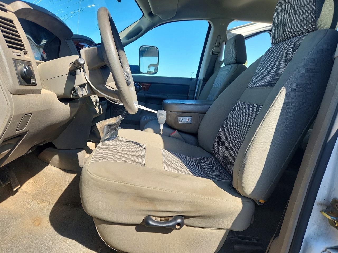 2006 Dodge RAM 2500 ST