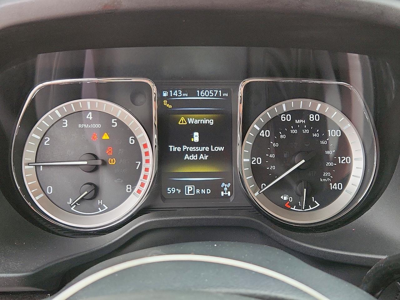 2017 Nissan Titan SV