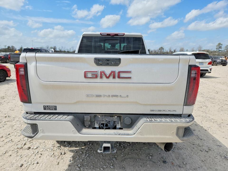 2024 GMC Sierra K2500 Denali