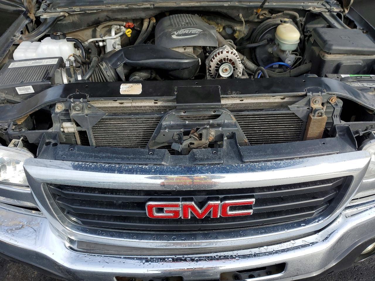 2005 GMC New Sierra