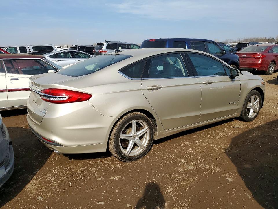 2018 Ford Fusion se Hybrid
