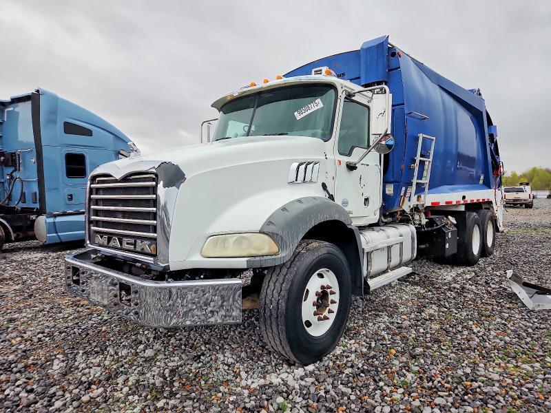 2009 Mack CXU613 Refuse Truck