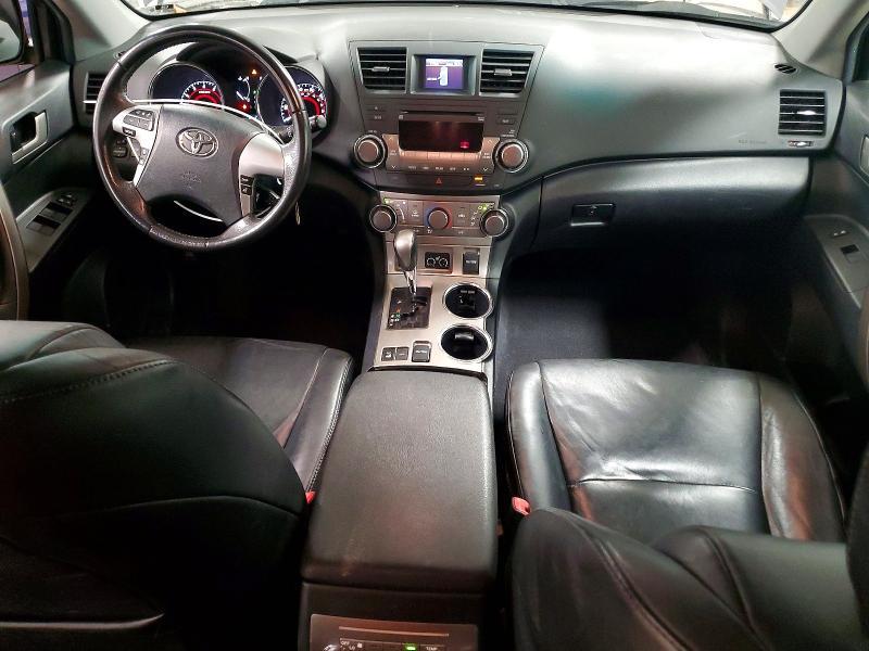 2012 Toyota Highlander se