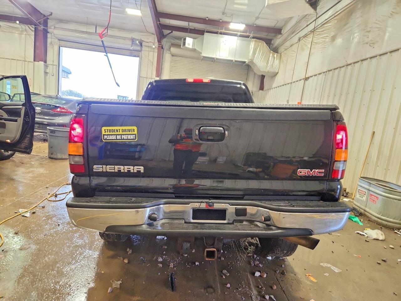 2005 GMC Sierra K2500 Heavy Duty