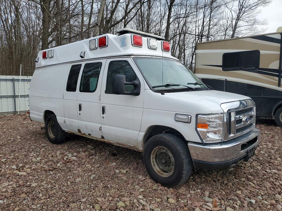 2014 Ford E350 Ambulance
