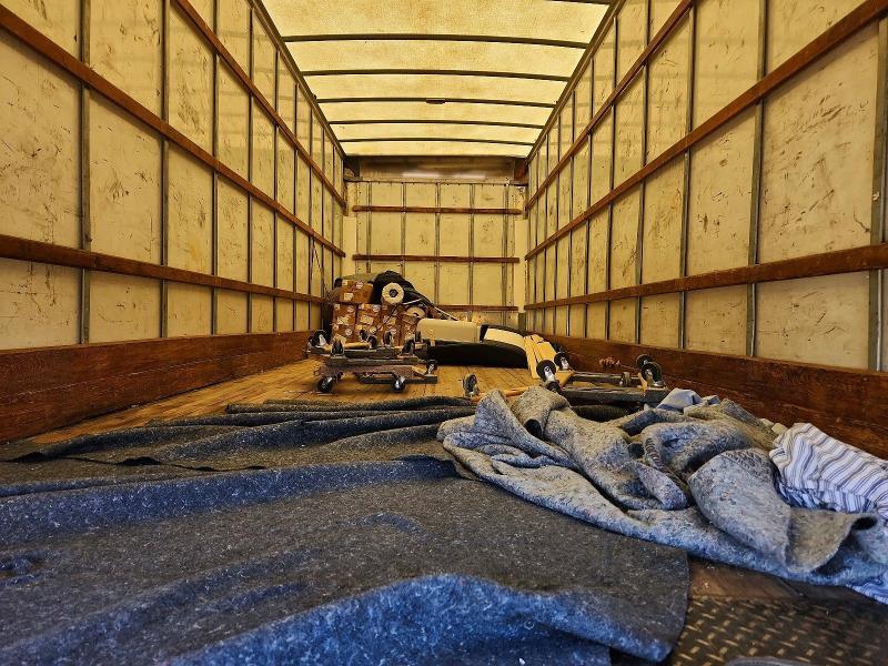 2011 International 4300 BOX Truck