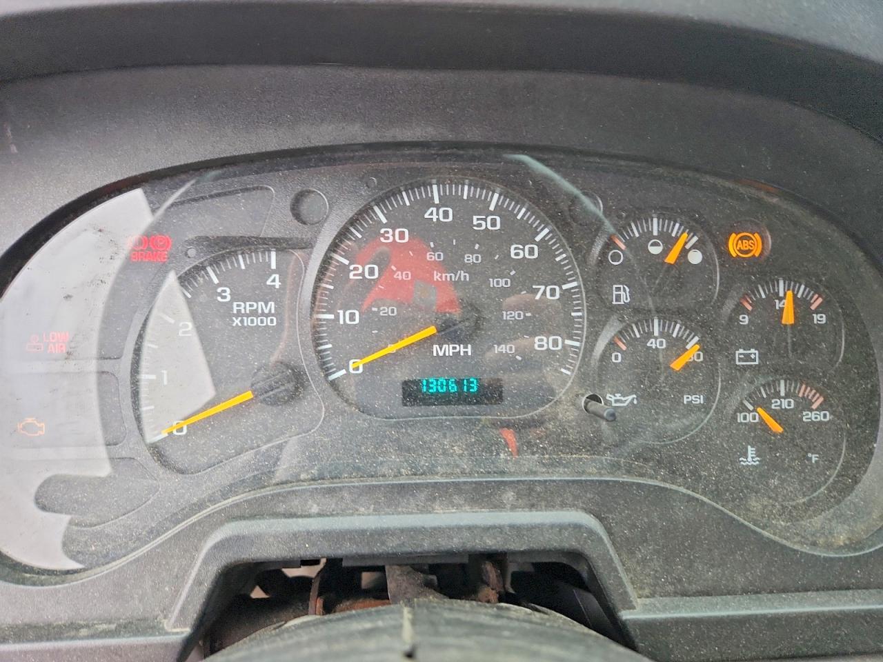 2006 GMC T-SERIES BOX Truck