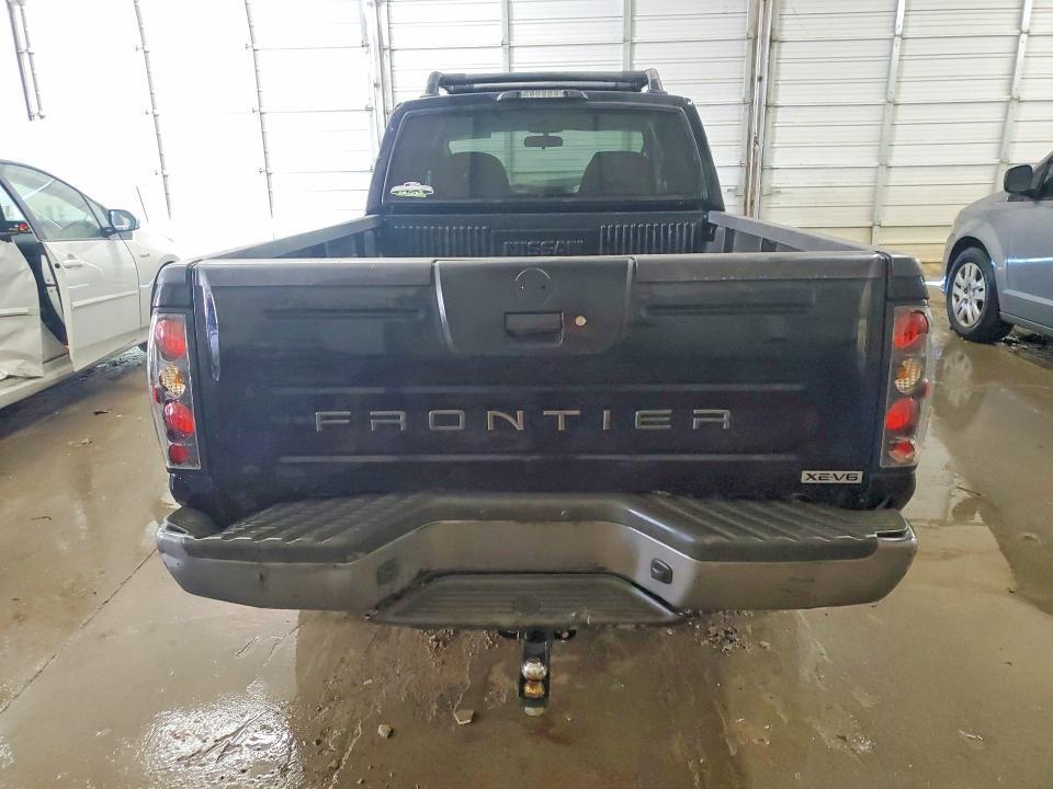 2004 Nissan Frontier XE-V6