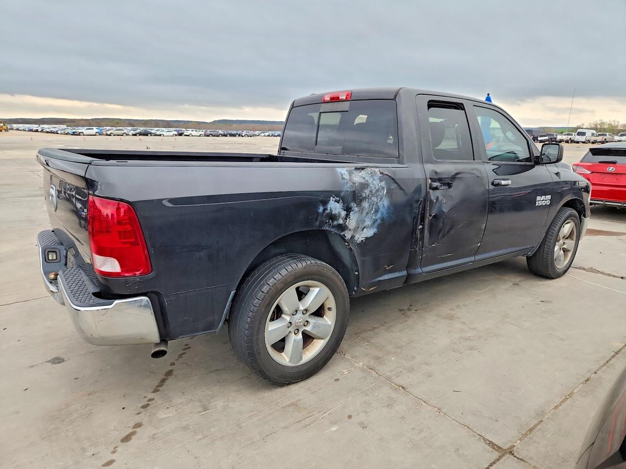 2016 Dodge RAM 1500 SLT