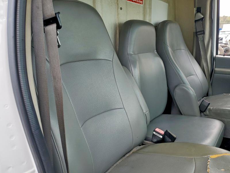 2007 Ford E450 BOX Truck