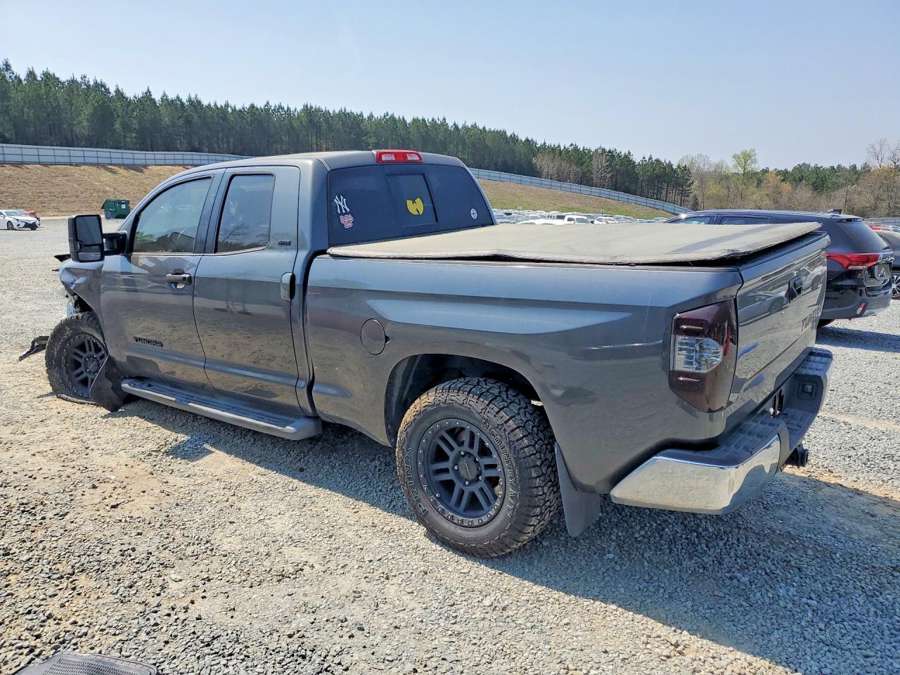 2014 Toyota Tundra SR5