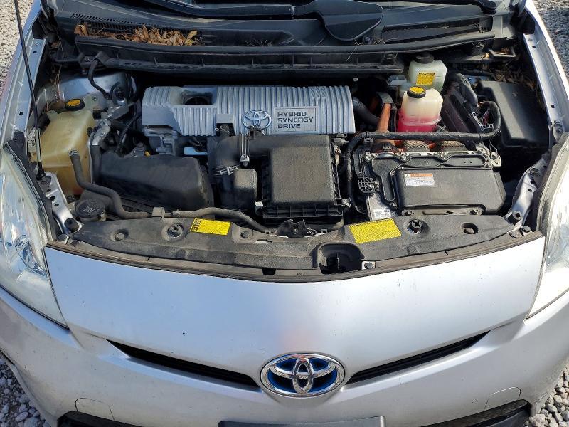 2014 Toyota Prius Three