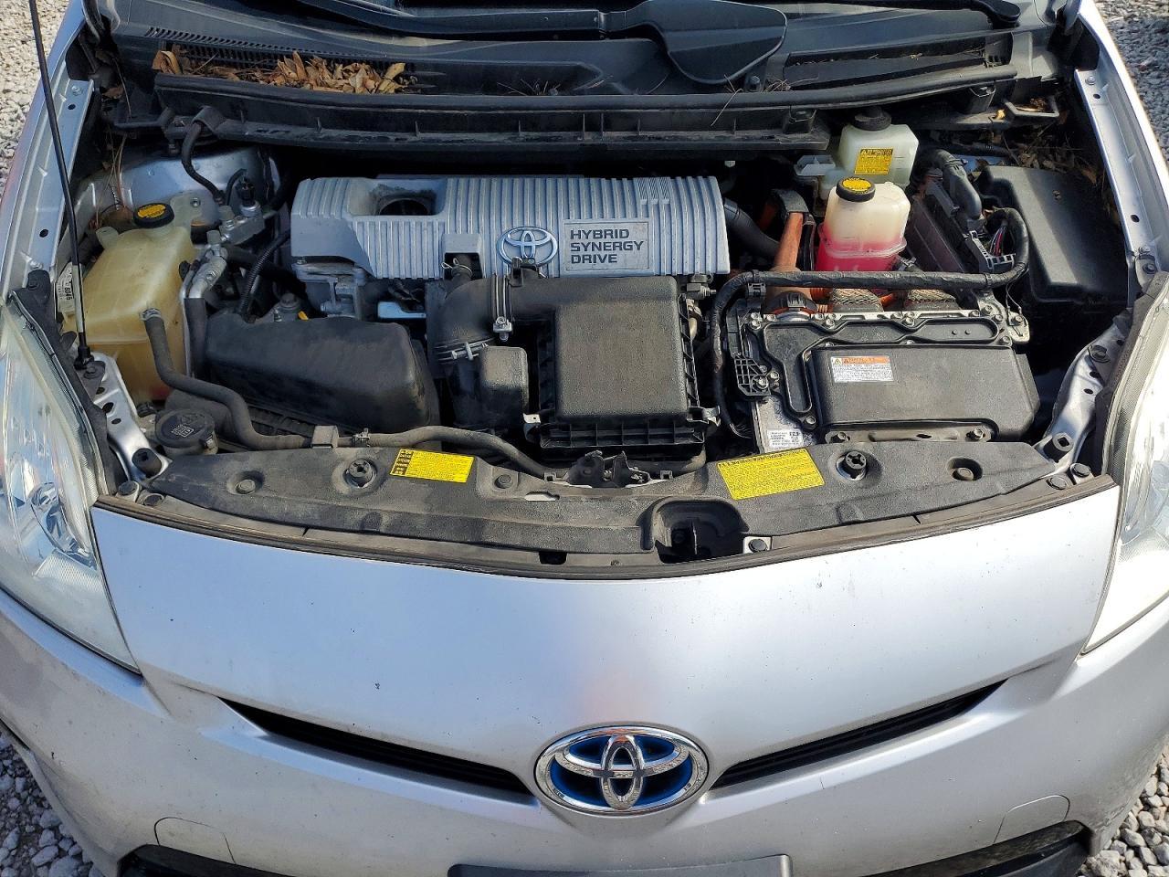 2014 Toyota Prius Three
