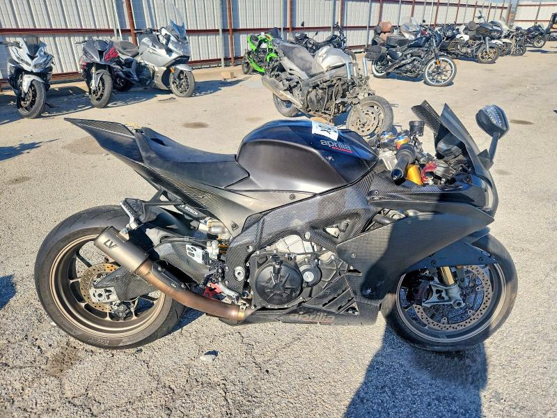 2019 Aprilia RSV4