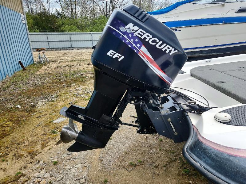 1999 Triton Boat