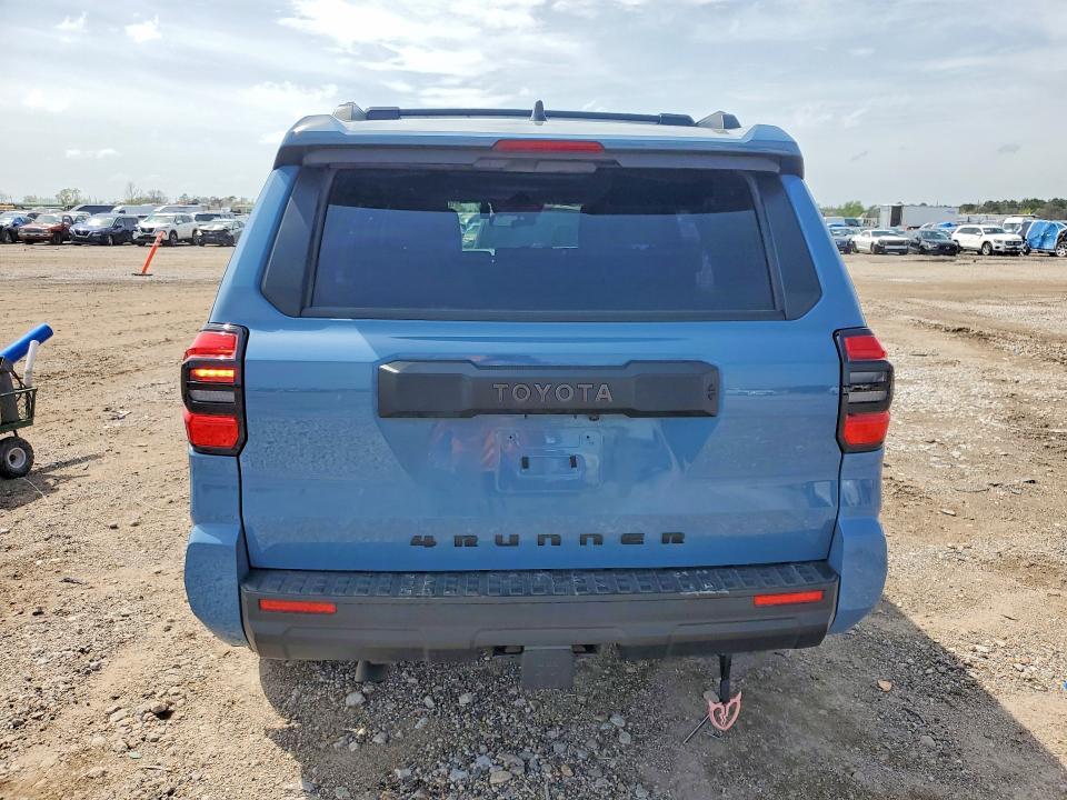 2025 Toyota 4runner SR5