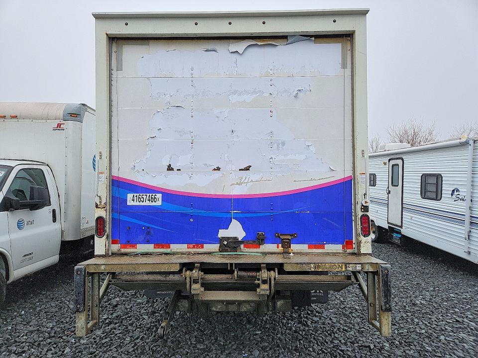 2019 Isuzu NRR