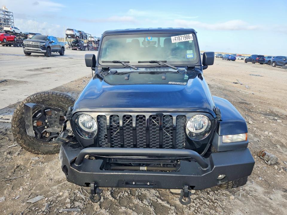 2022 Jeep Gladiator Sport