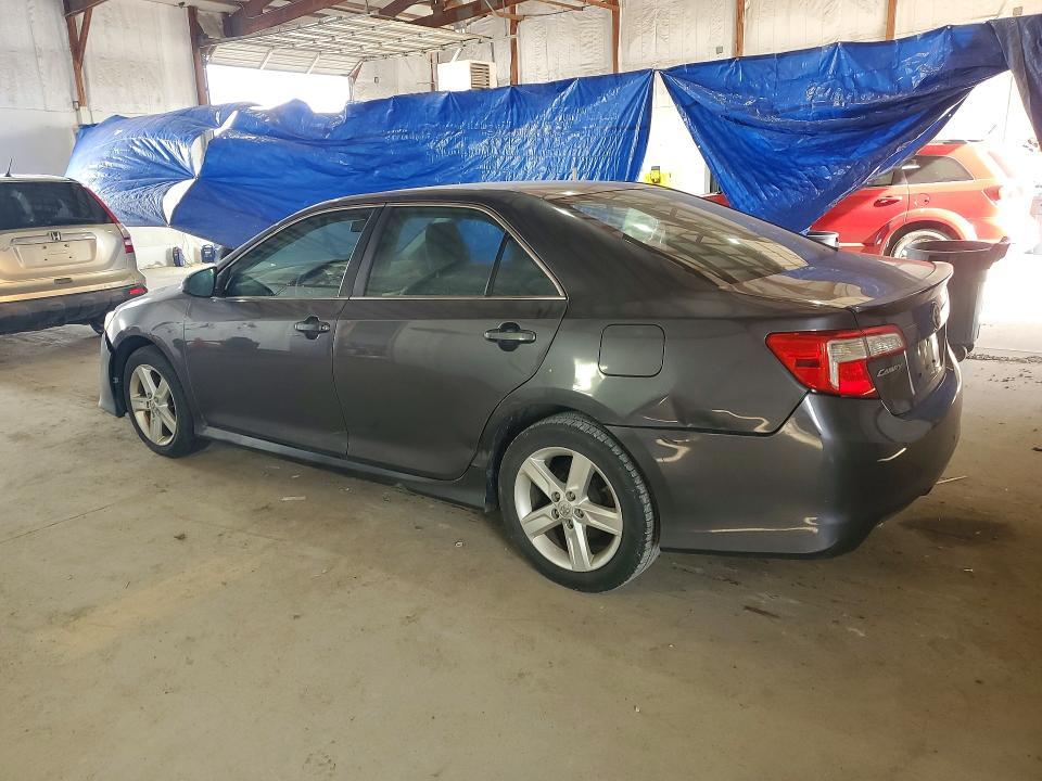 2014 Toyota Camry se