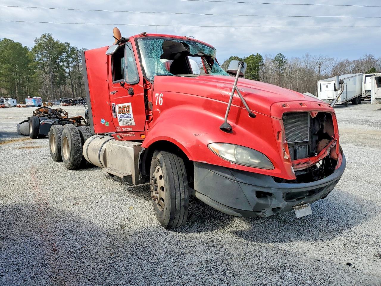 2014 International LF687 Semi Truck