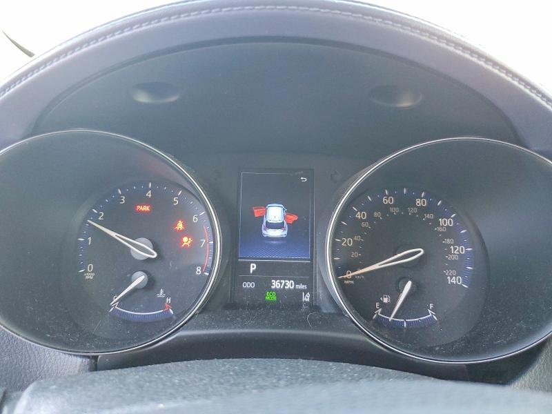 2021 Toyota C-hr xle