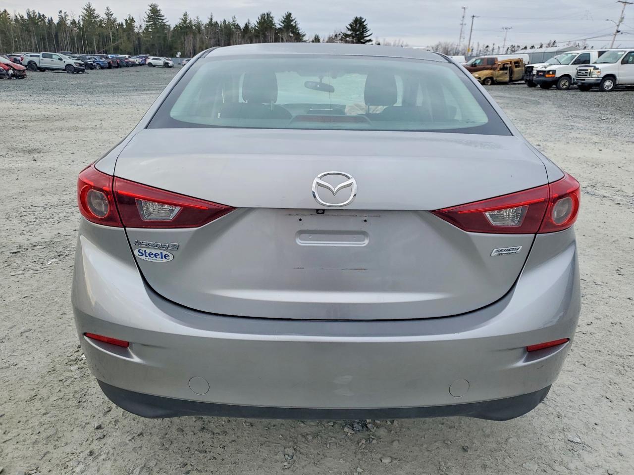 2016 Mazda 3 gs sky 4DR