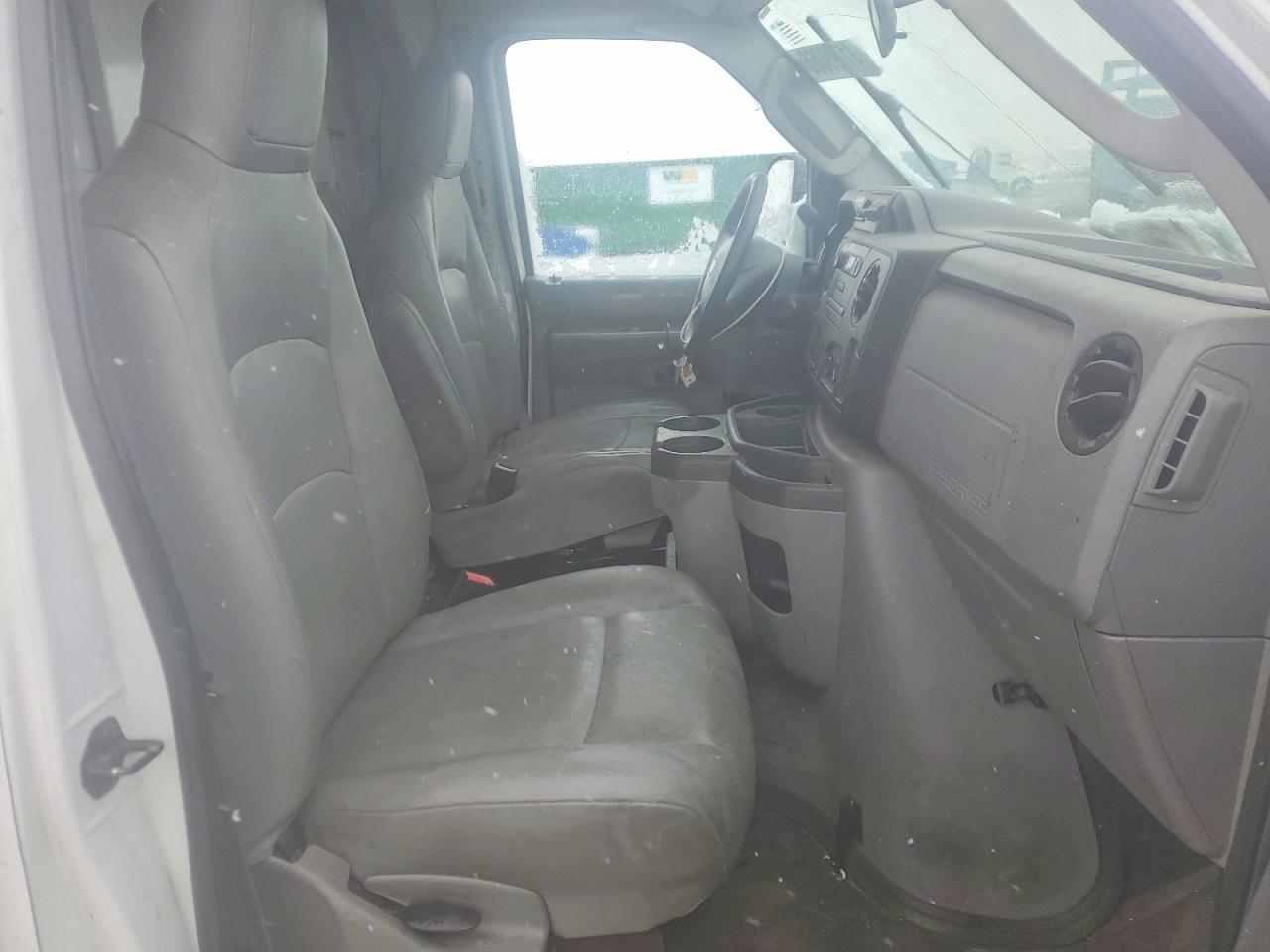 2012 Ford E350 Utility / Service Truck
