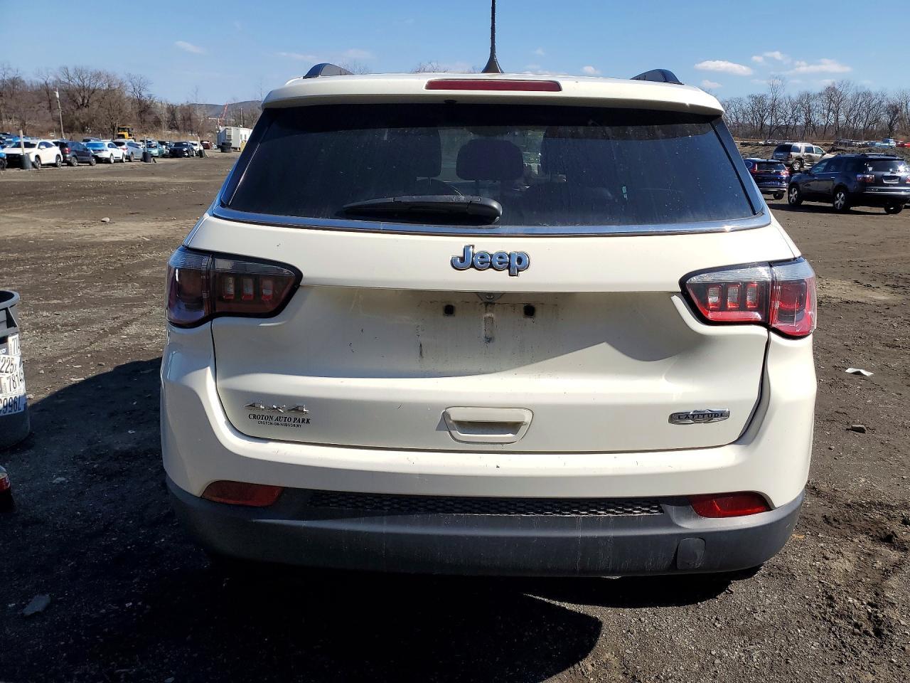 2018 Jeep Compass Latitude