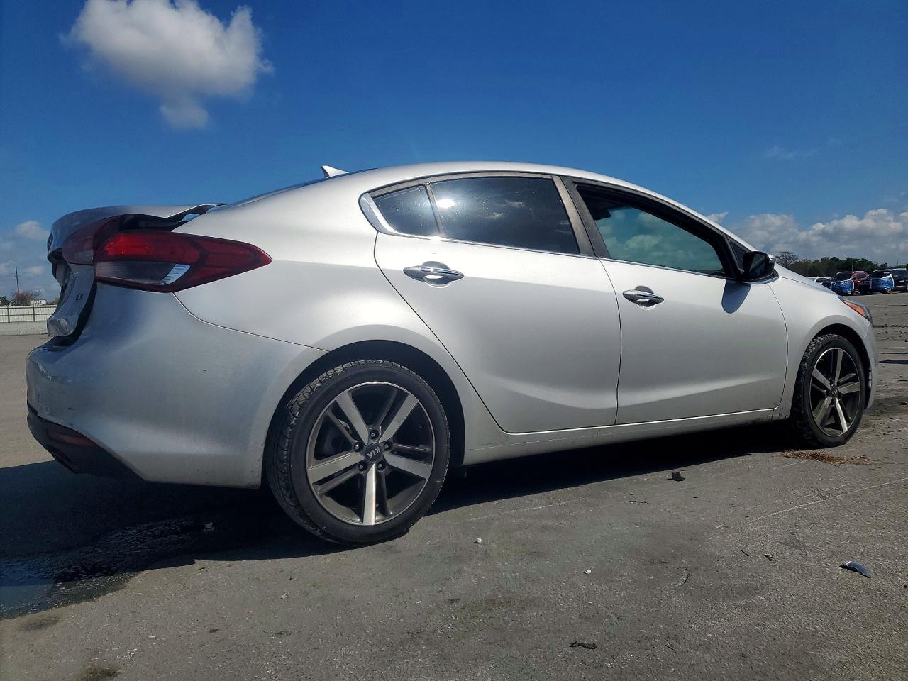 2017 KIA Forte ex