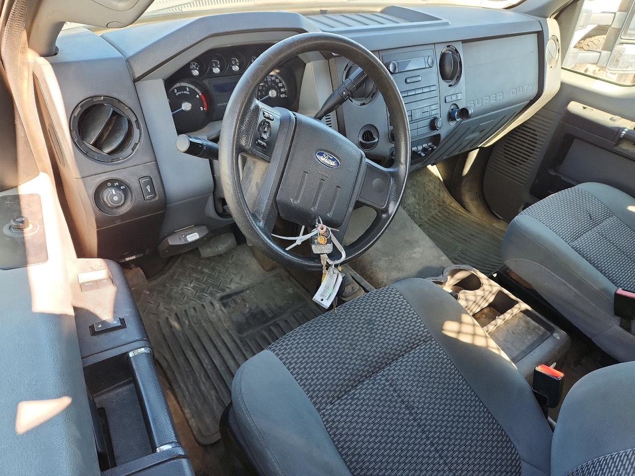 2012 Ford F350 Super Duty Flatbed Truck