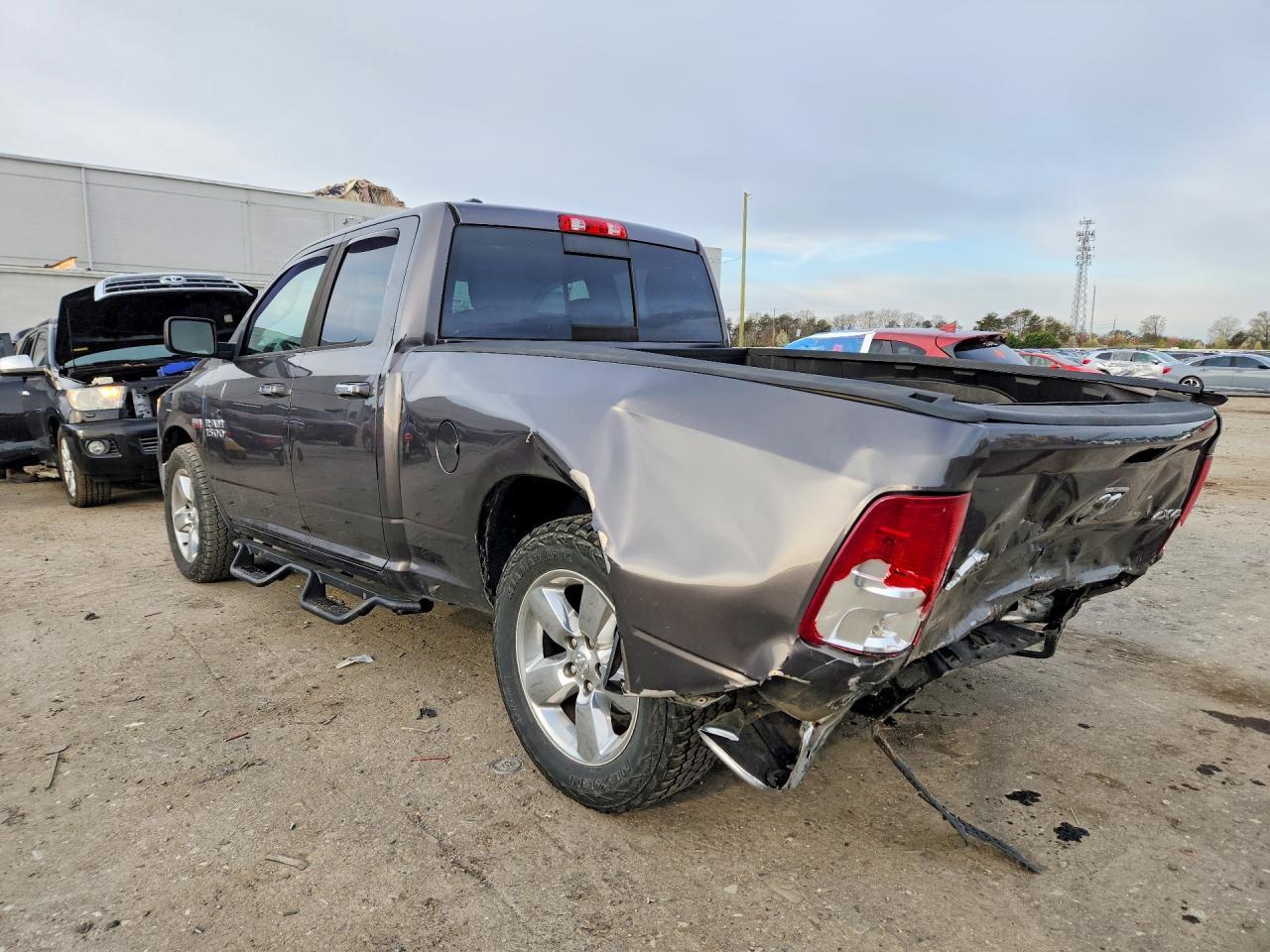 2016 Dodge RAM 1500 SLT