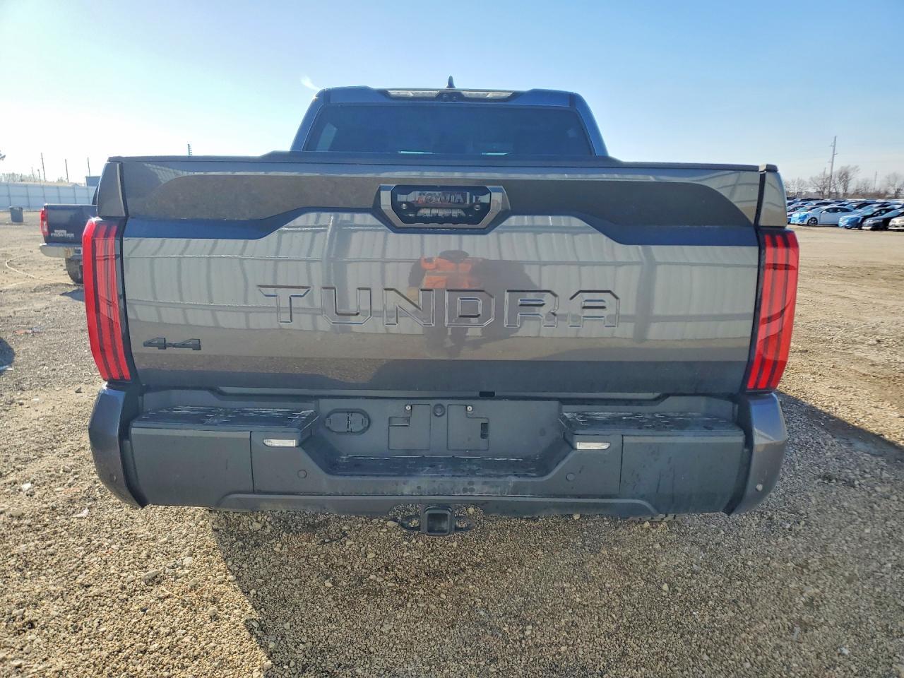 2024 Toyota Tundra Limited HV