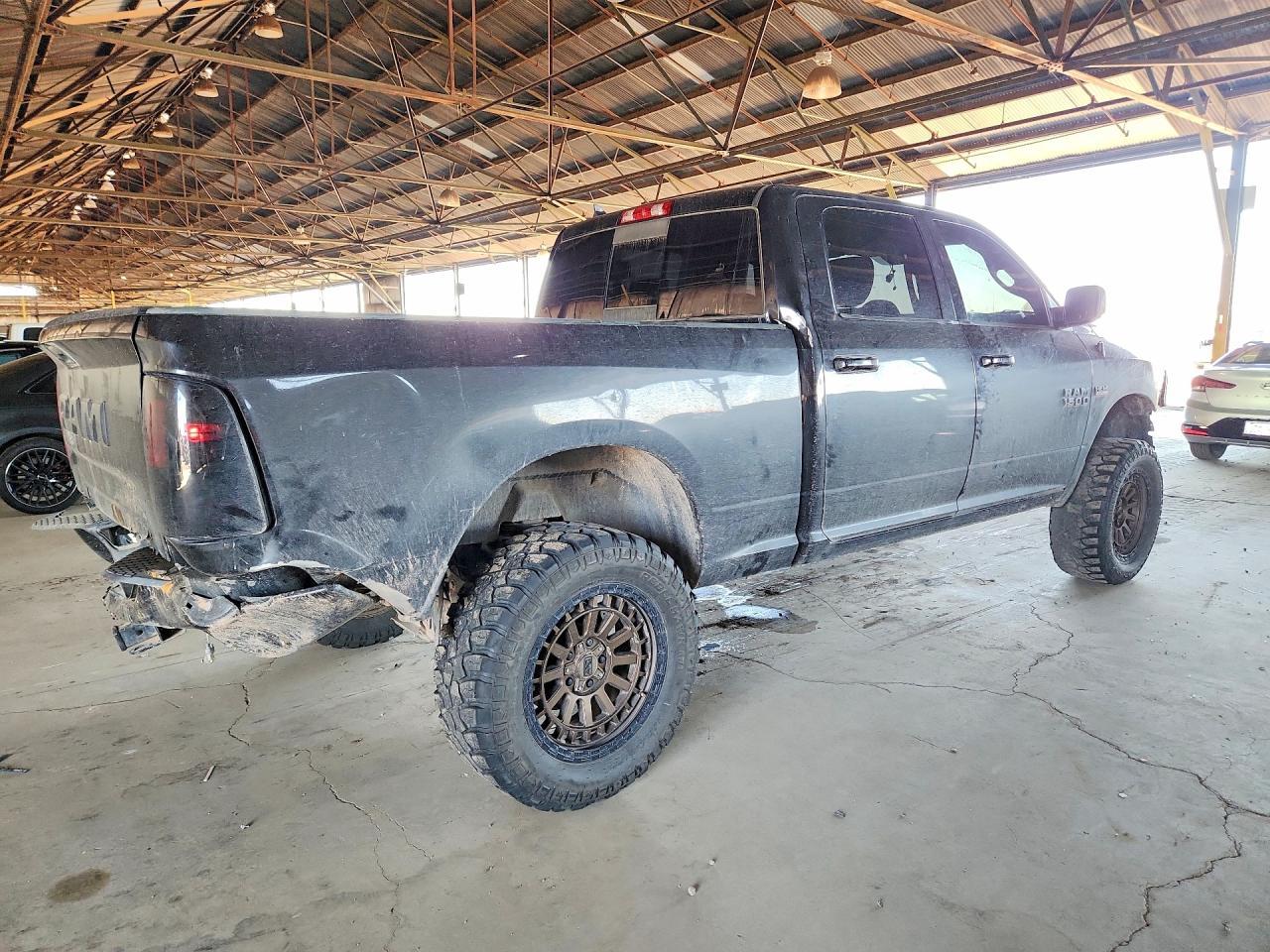 2017 Dodge RAM 1500 Sport