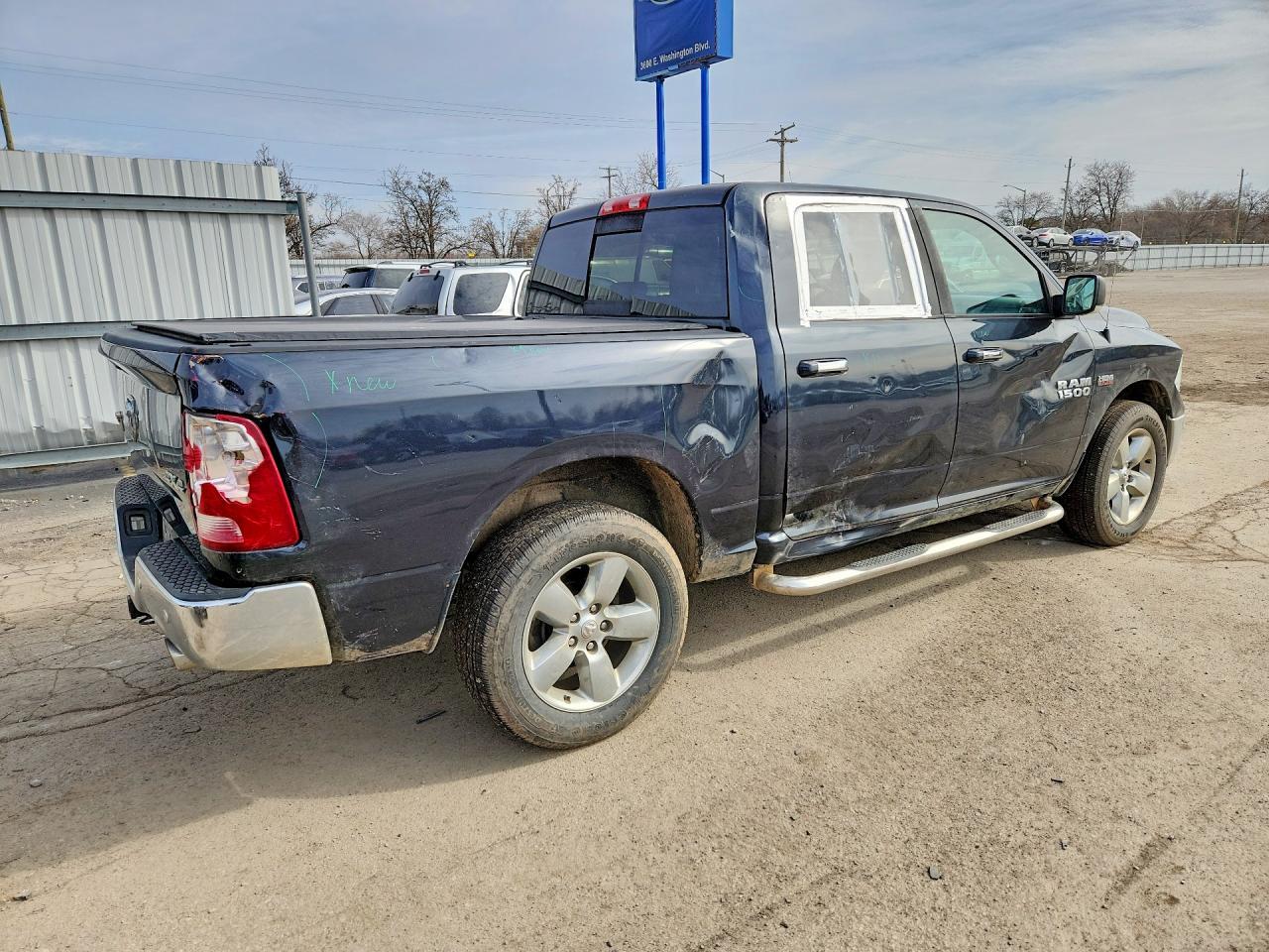 2016 Dodge RAM 1500 SLT