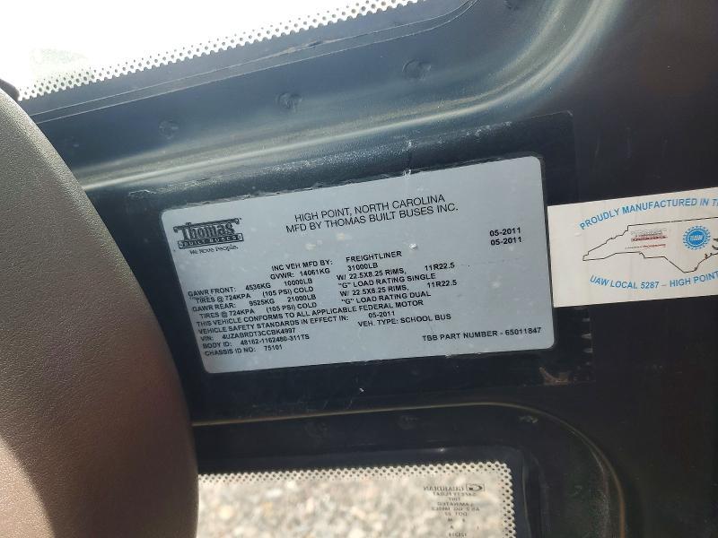 2012 Freigliner 2012 Thomas SAF-T-LINER C2-School Bus