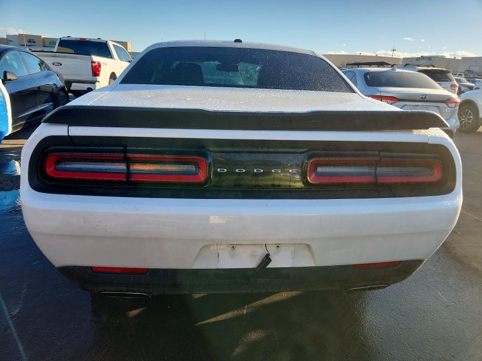 2017 Dodge Challenger sxt