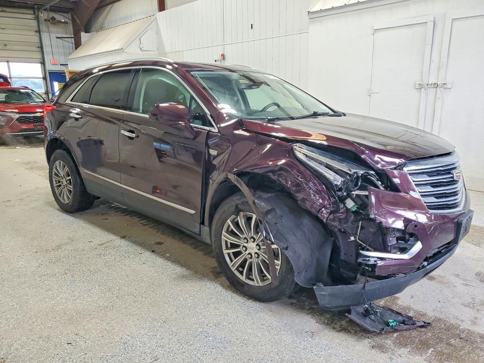 2017 Cadillac XT5 Luxury